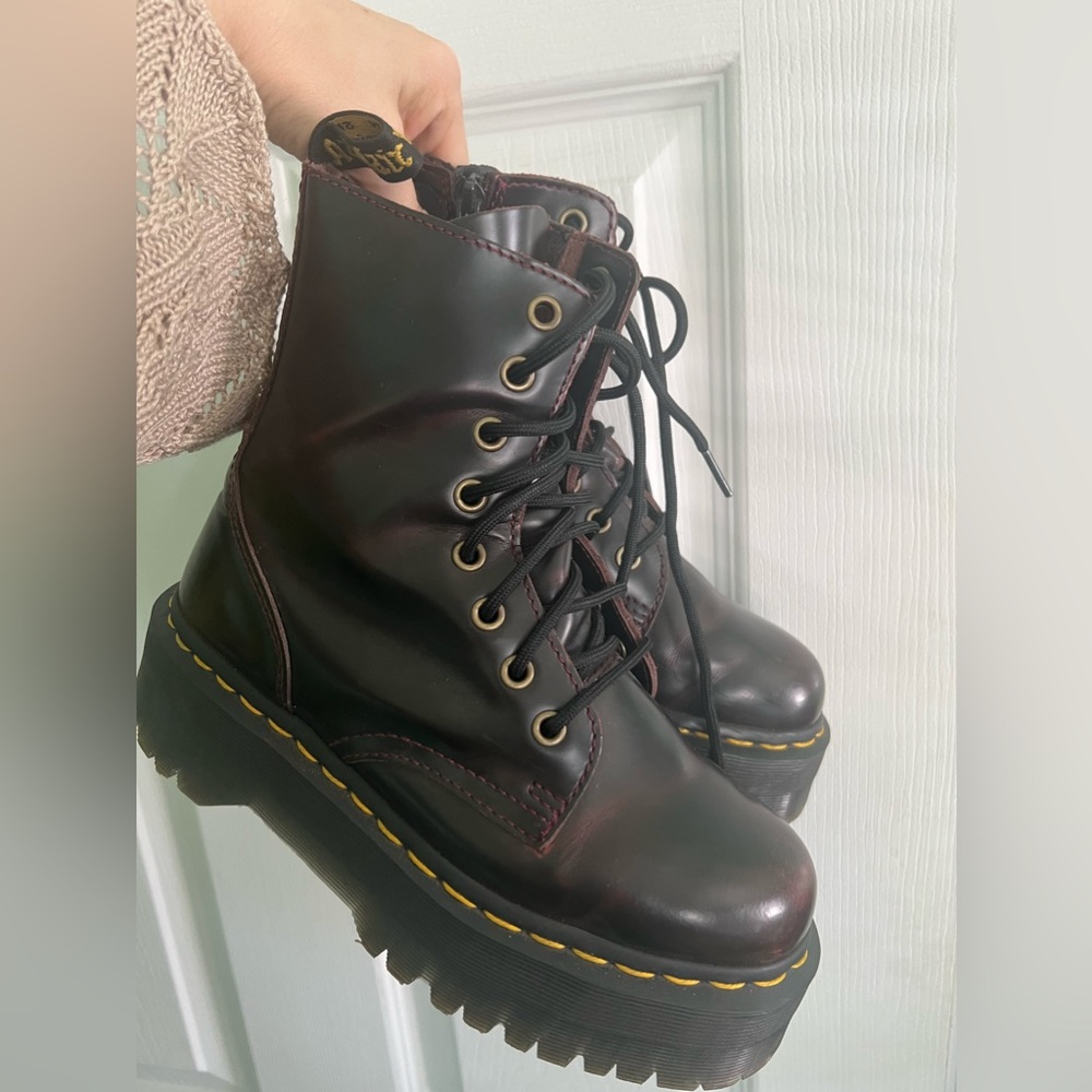 Dr. Martens Jadon Cherry Red Arcadia